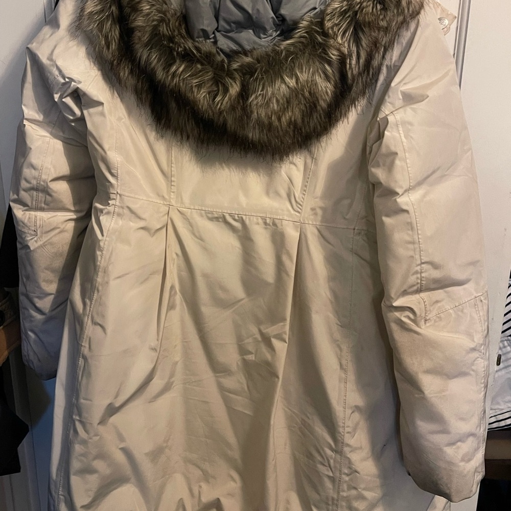 North face women’s winter coat with fur trimmed hood